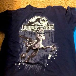 Boys size small lot t shirt